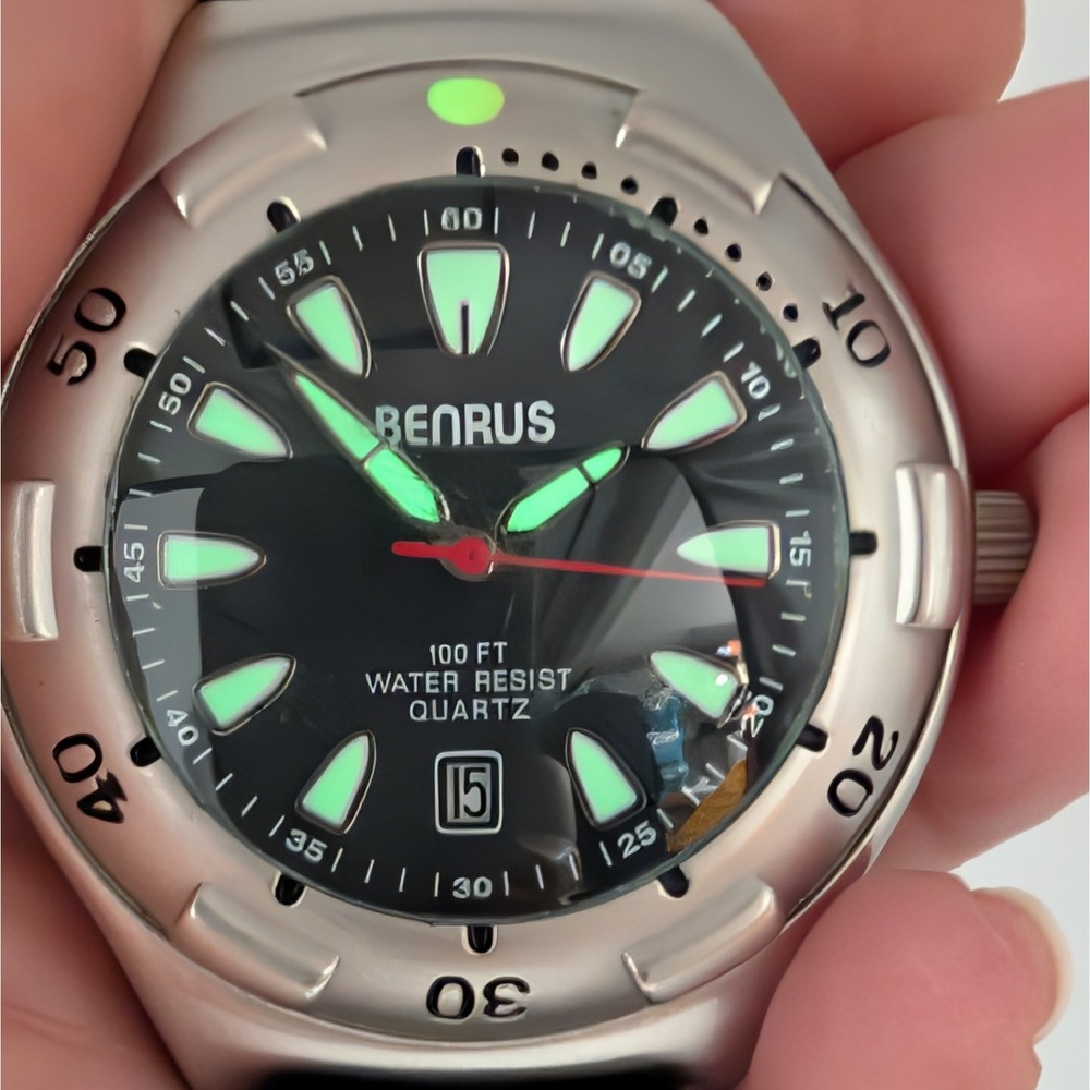 Benrus W1512 Quartz Diver Style Watch Black Dial NATO Strap 43mm Date Lume - Picture 2 of 10